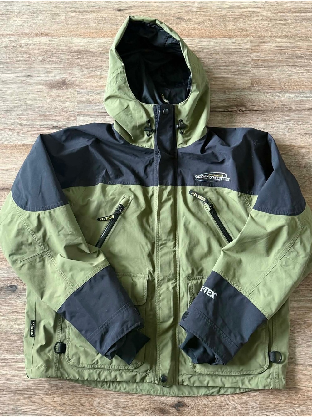 Bass Pro Qualifier Gore-tex Fishing Jacket